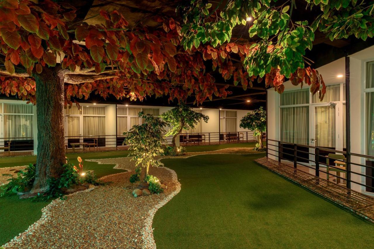 Taw Win Garden Yangón