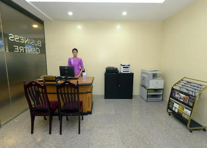 Taw Win Garden Hotel