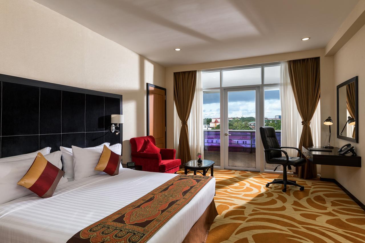 Taw Win Garden Отель 4*