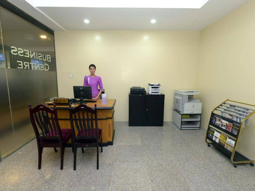 Taw Win Garden Hotel Yangon